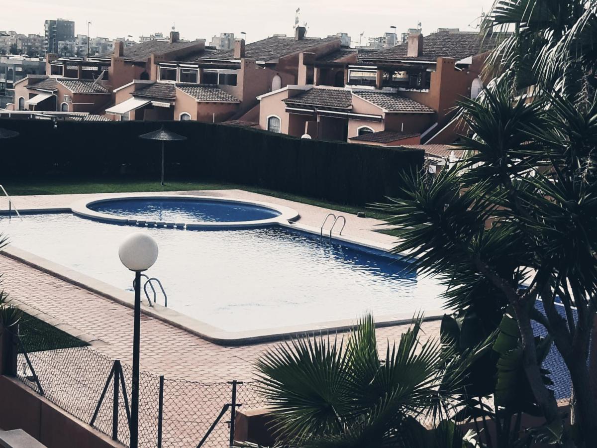 Urban Altos Del Sol Leilighet Torrevieja Eksteriør bilde